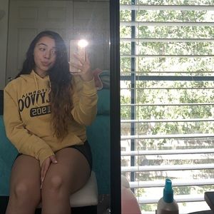 Meet your Posher, Alexandria